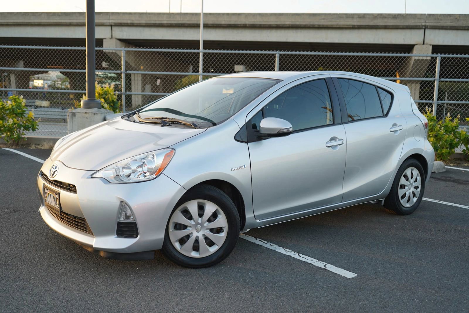Used 2014 Toyota Prius C One FWD image 3