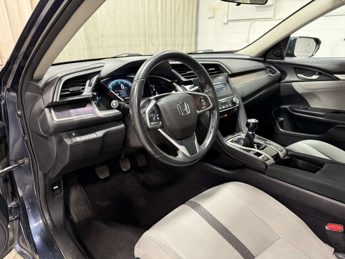 Used 2018 Honda Civic EX-T image 10