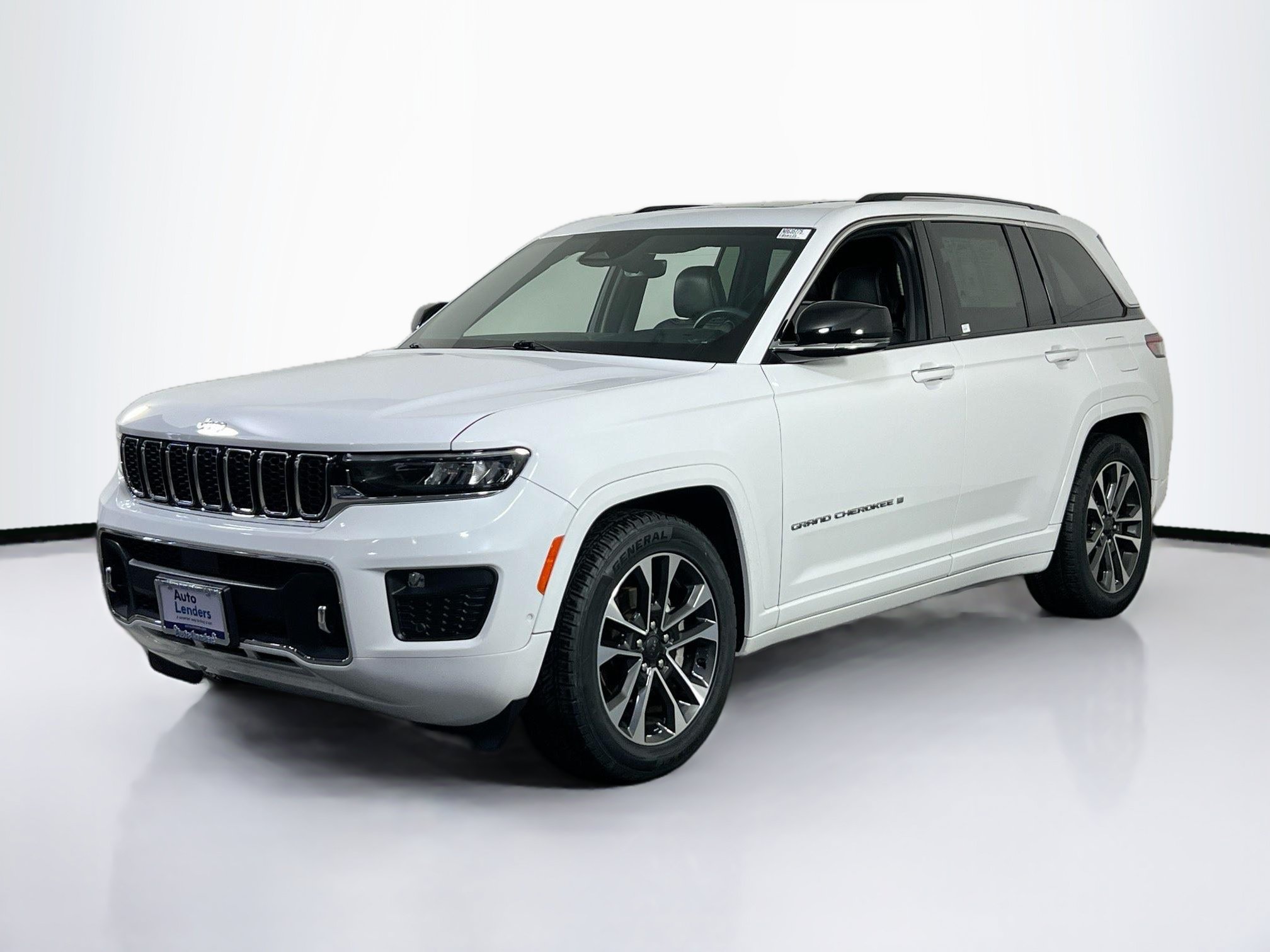 Used 2022 Jeep Grand Cherokee Overland AWD/4WD image 1