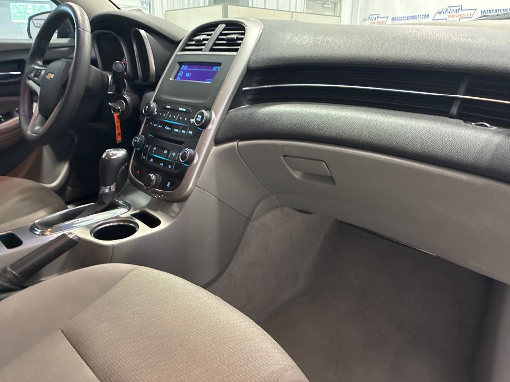 Used 2015 Chevrolet Malibu LS w/ Protection Package FWD image 30