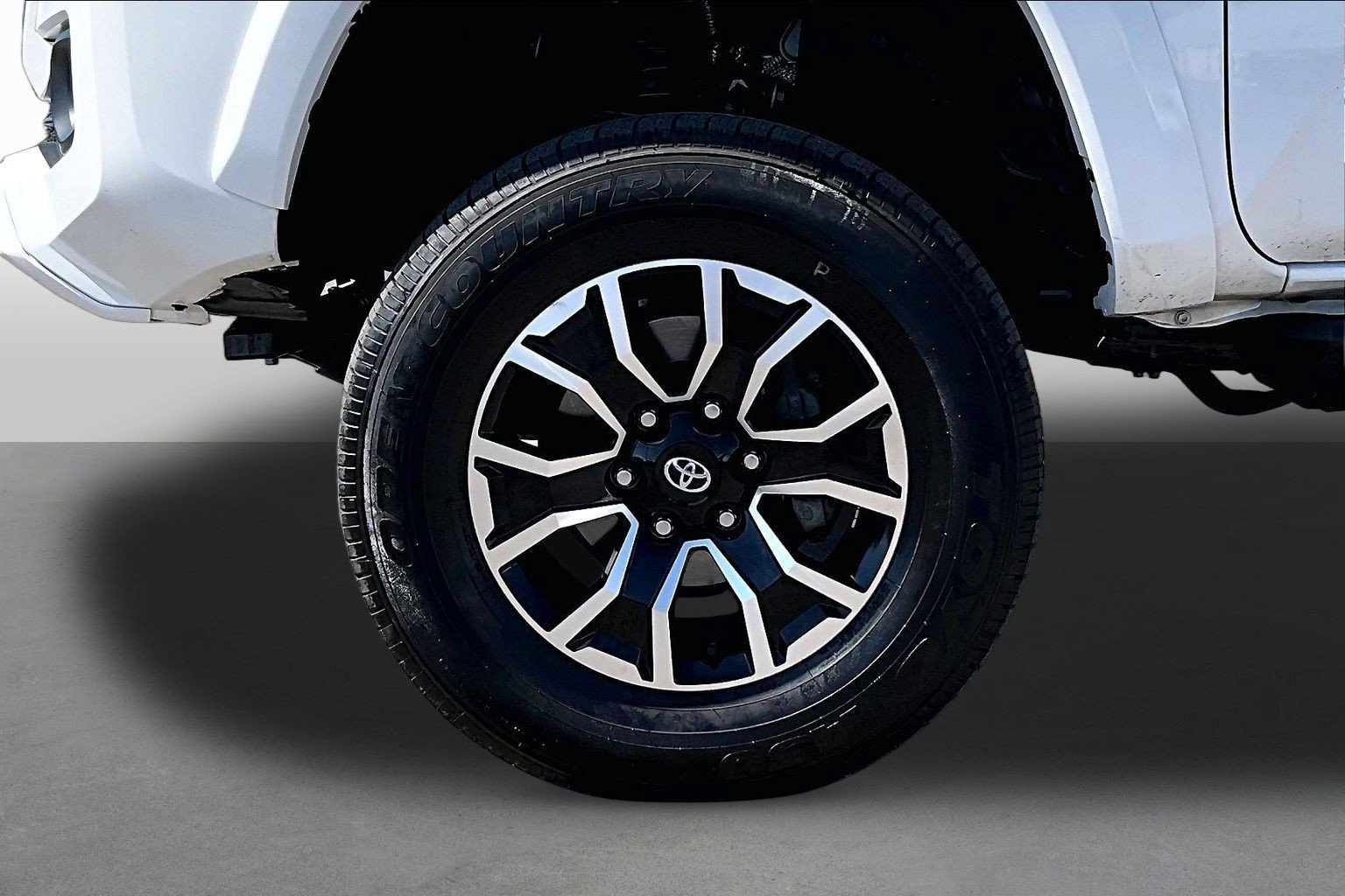 Used 2023 Toyota Tacoma TRD Sport AWD/4WD image 8
