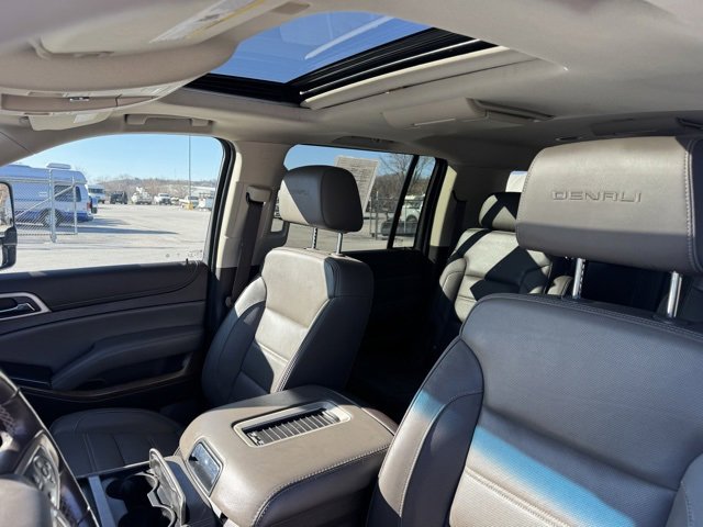 Used 2019 GMC Yukon XL Denali w/ Open Road Package image 17