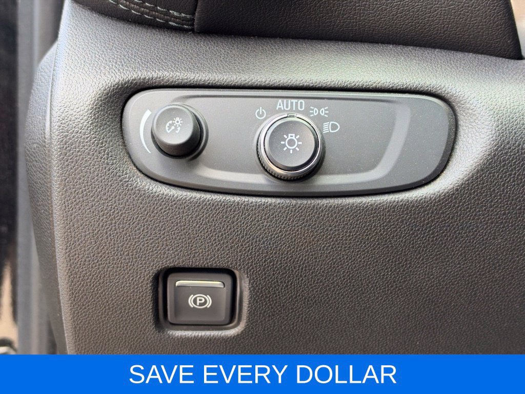 Used 2021 Chevrolet Blazer LT w/ LPO, Floor Liner Package FWD image 10
