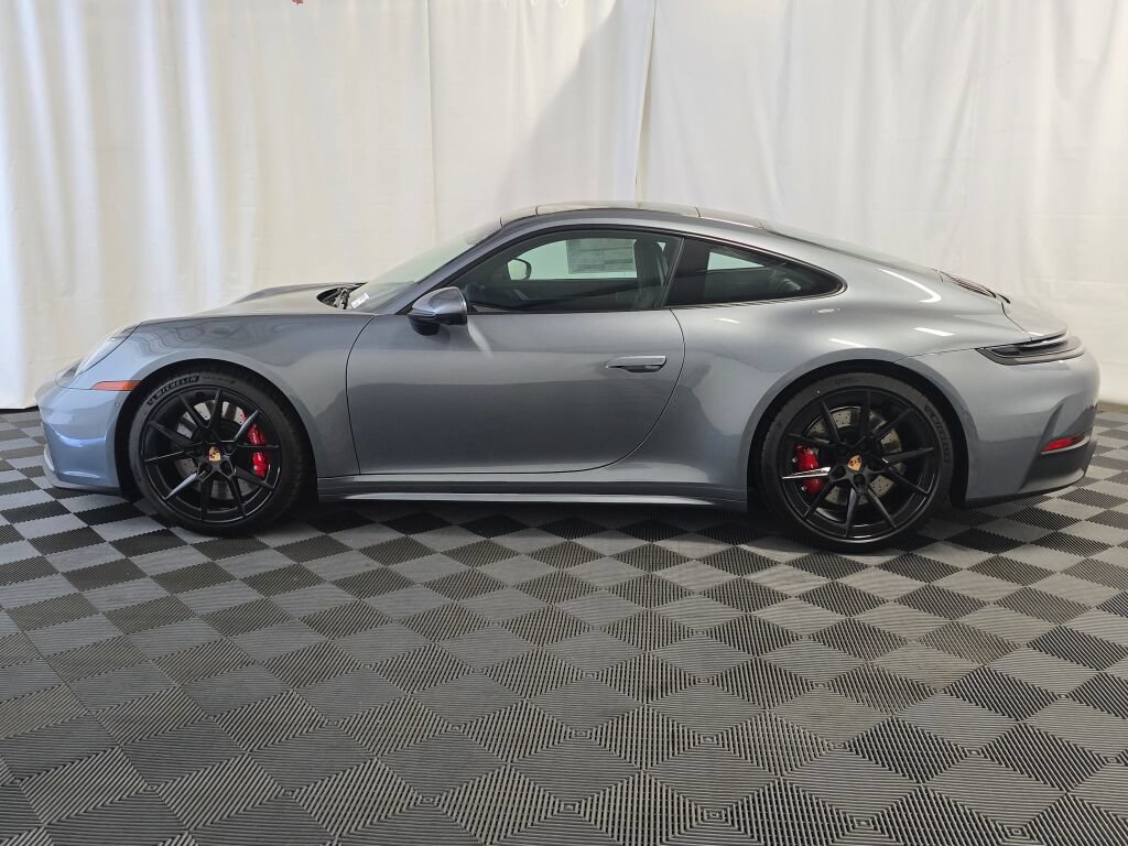 New 2026 Porsche 911 Carrera 4S AWD/4WD image 2