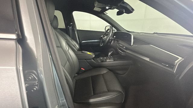 Used 2024 Cadillac XT4 Premium Luxury AWD/4WD image 27