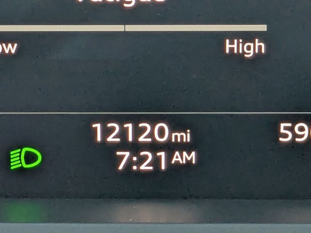 Certified 2024 Audi Q8 e-tron Prestige w/ Prestige Package AWD/4WD image 11