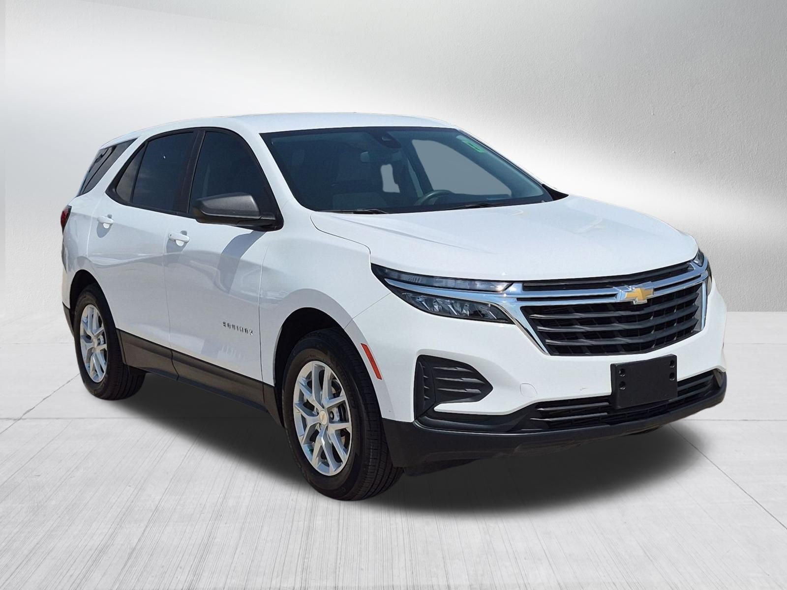 Certified 2024 Chevrolet Equinox LS w/ LS Convenience Package FWD image 8