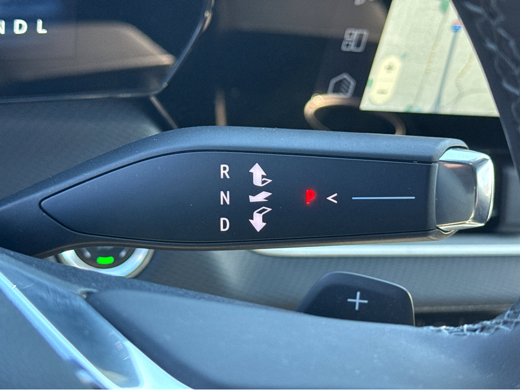 Used 2025 Chevrolet Equinox LT image 23