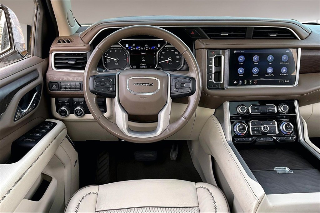 Used 2021 GMC Yukon XL Denali w/ Denali Ultimate Package image 5