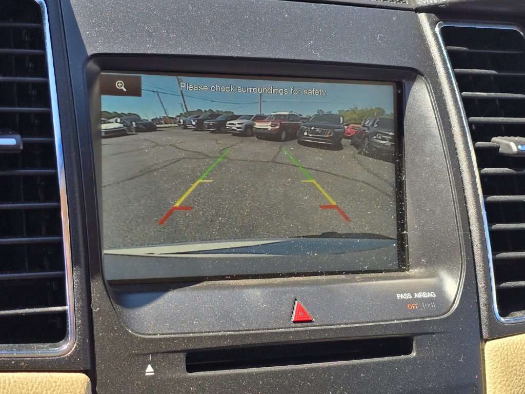 Used 2015 Ford Taurus SEL w/ Equipment Group 201A FWD image 5