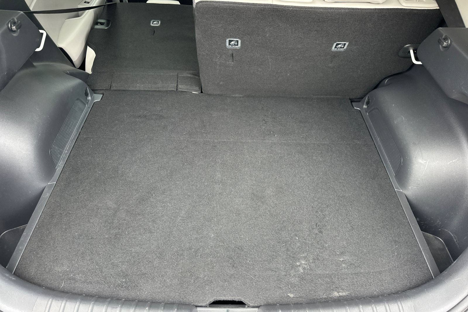 Certified 2023 Kia Niro Wind w/ Wind Preserve Package FWD image 17