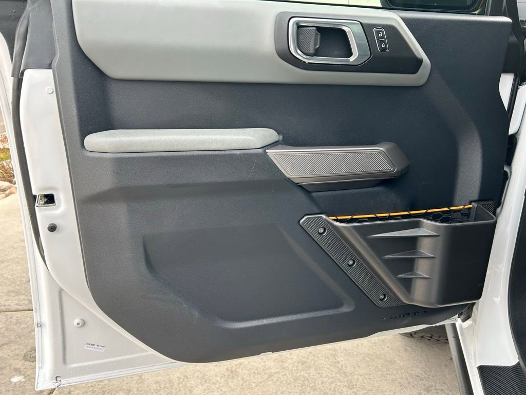 Used 2023 Ford Bronco Badlands image 23