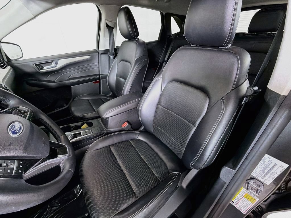 Used 2022 Ford Escape SEL w/ Technology Package AWD/4WD image 12