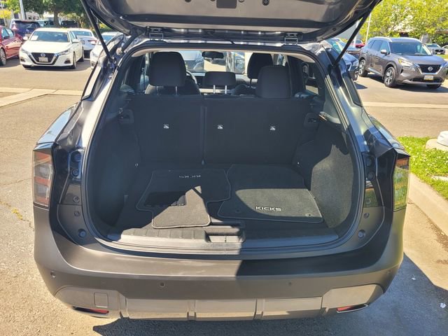 Certified 2025 Nissan Kicks SV FWD image 11