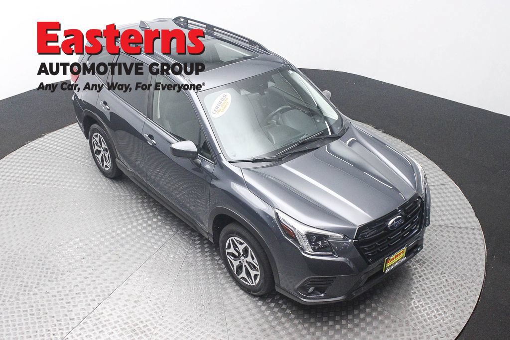 Used 2022 Subaru Forester Premium AWD/4WD image 3
