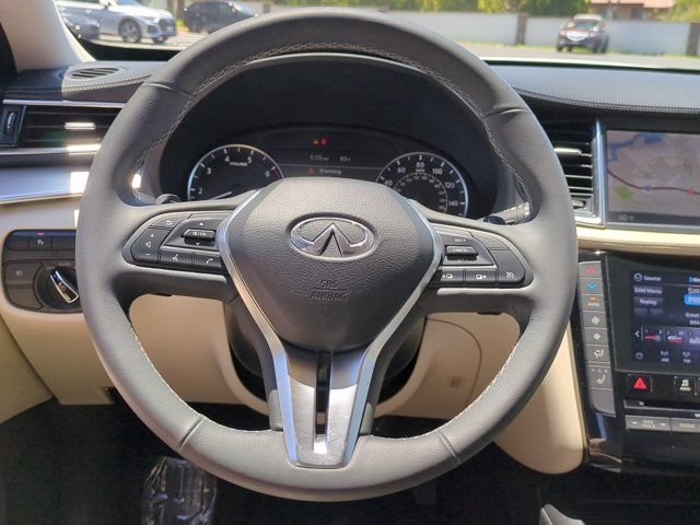 Used 2020 INFINITI QX50 Luxe w/ Navigation Package FWD image 16