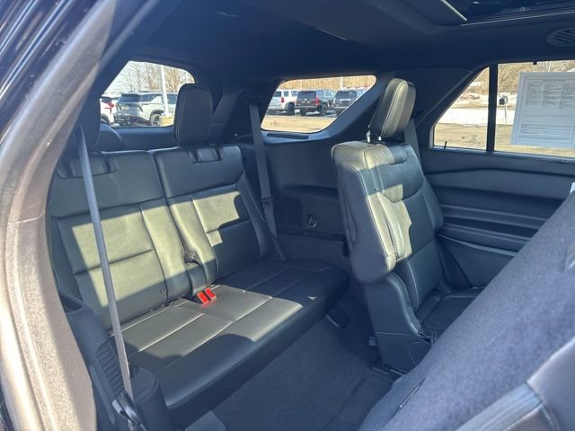 Used 2021 Ford Explorer ST image 26