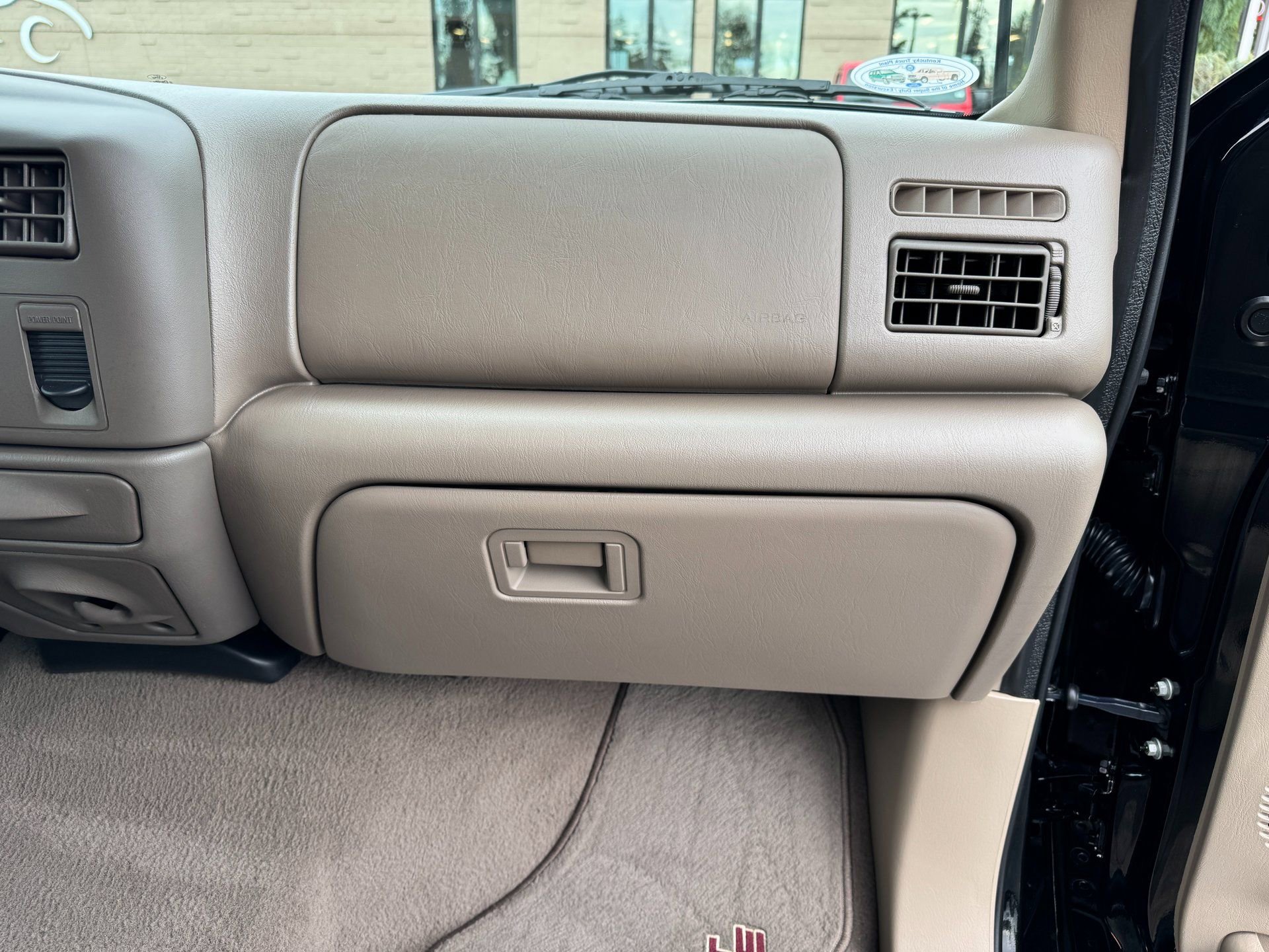 Used 2001 Ford F350 Lariat image 69