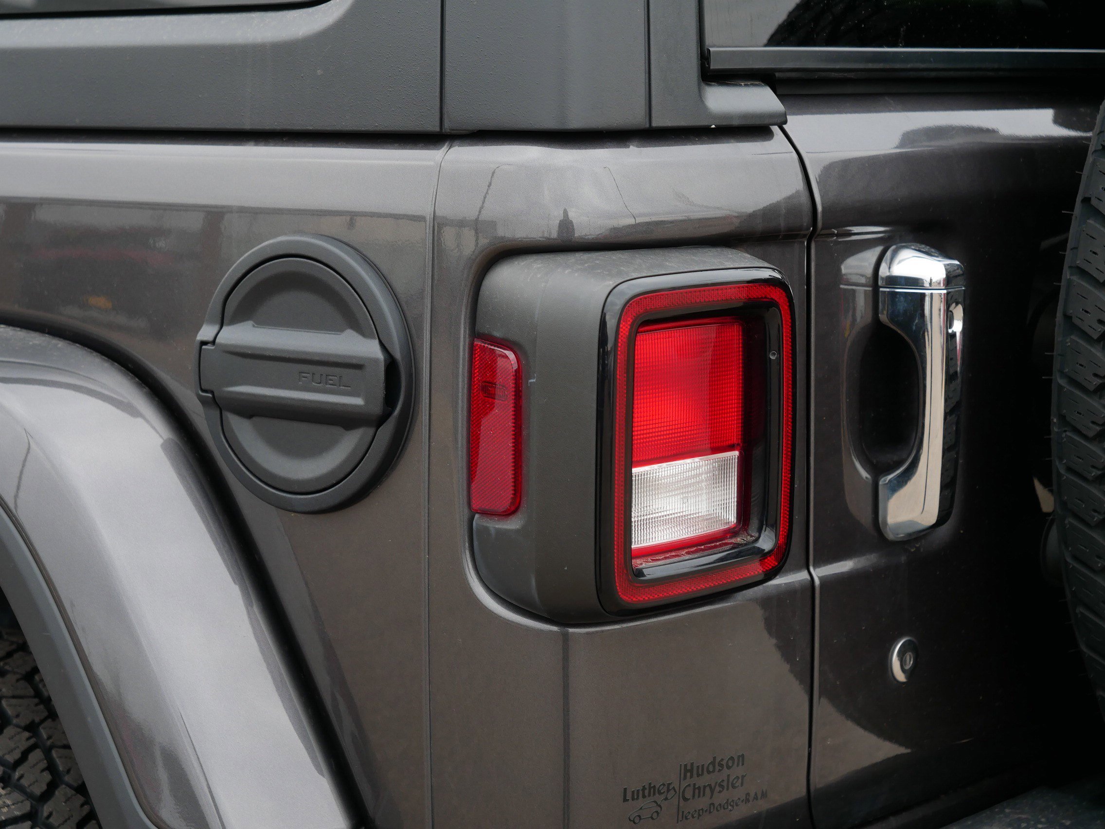 Used 2020 Jeep Wrangler Unlimited Sahara image 17