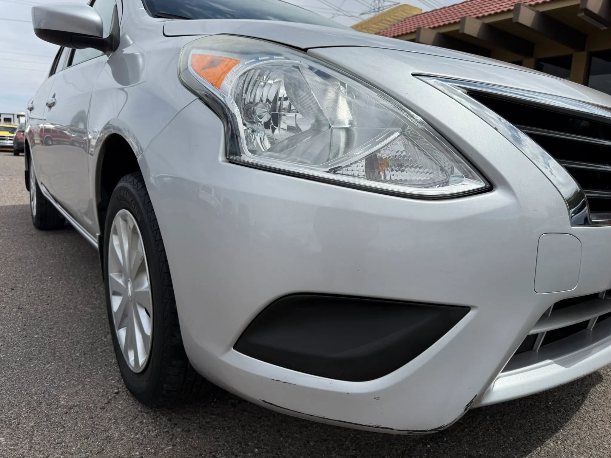Used 2015 Nissan Versa SV image 36