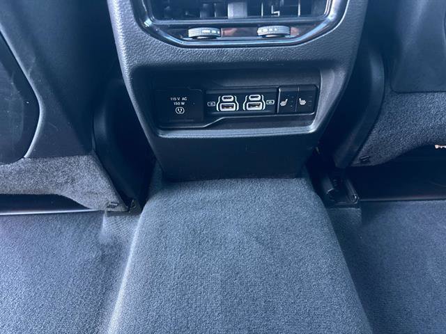 Certified 2023 Jeep Grand Cherokee Overland image 13