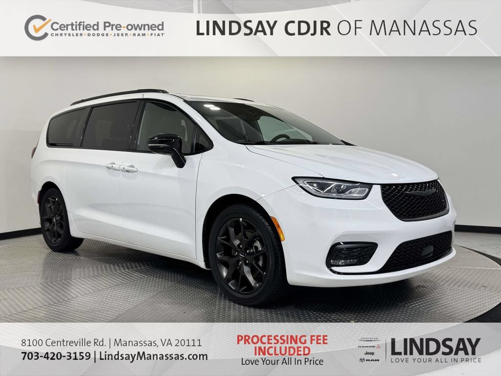 Certified 2025 Chrysler Pacifica Limited