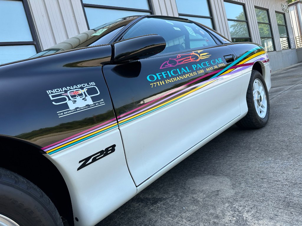 Used 1993 Chevrolet Camaro Z28 image 15