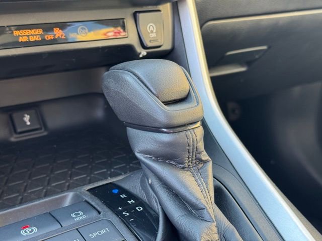 Used 2021 Toyota RAV4 XLE w/ Convenience Package image 23