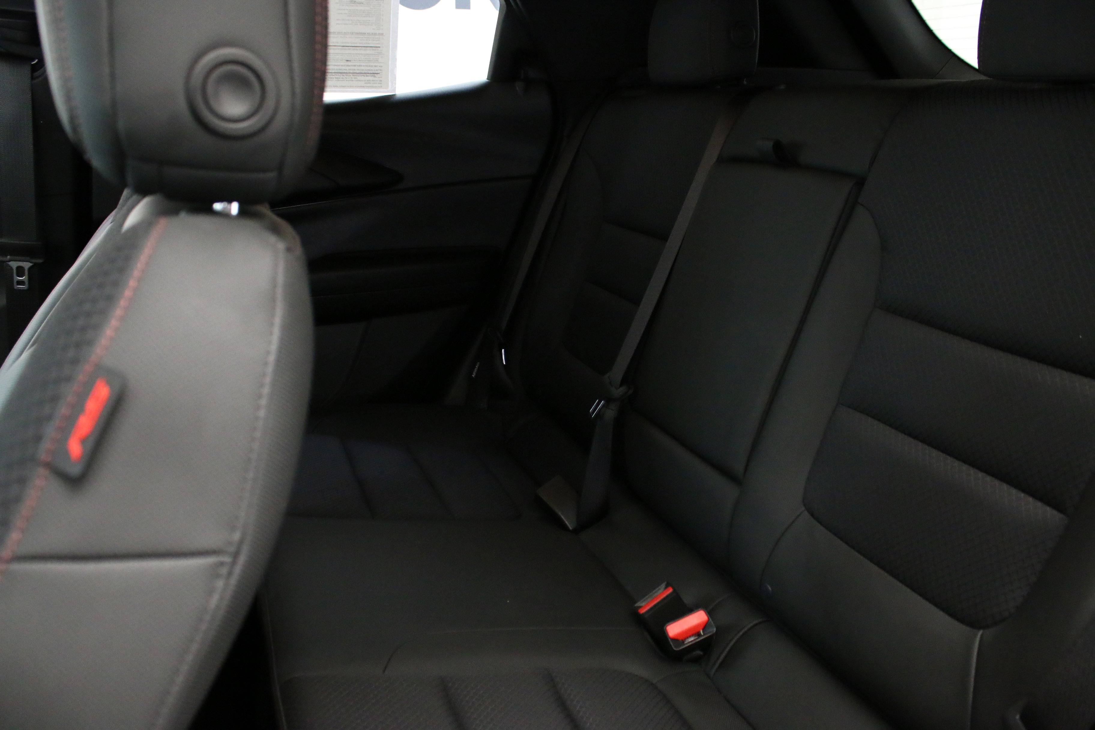 Used 2023 Chevrolet TrailBlazer RS w/ Convenience Package AWD/4WD image 27