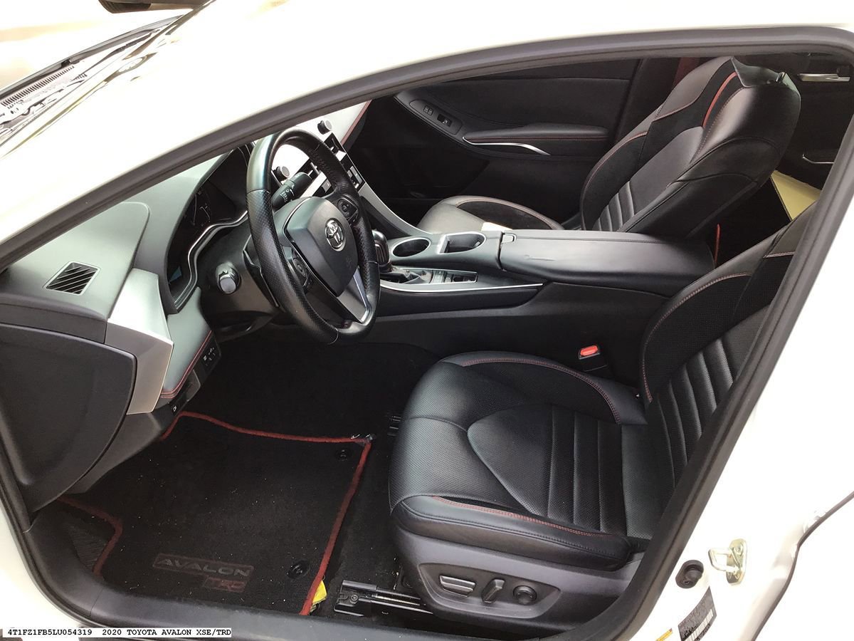 Used 2020 Toyota Avalon TRD FWD image 13