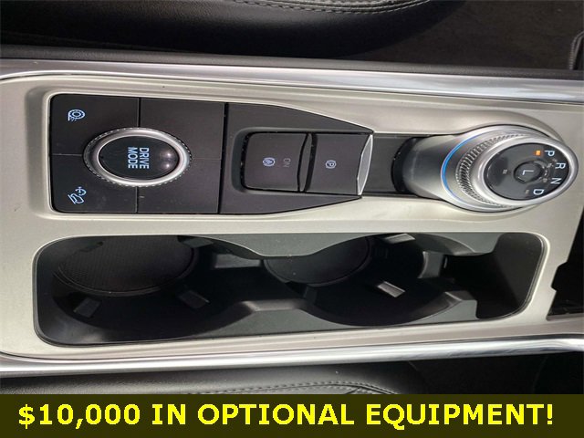 Used 2022 Ford Explorer XLT w/ Equipment Group 202A image 28