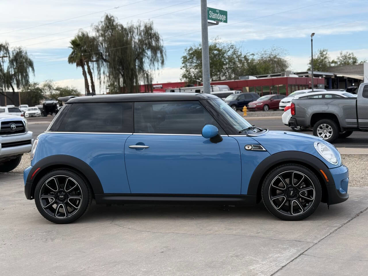 Used 2013 MINI Cooper S image 4