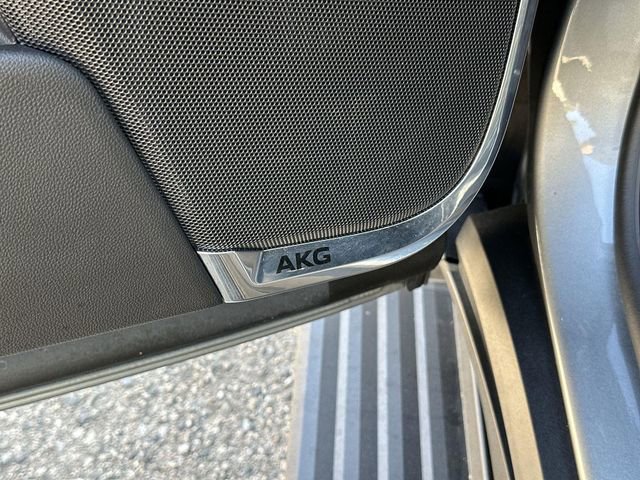 Used 2025 Cadillac Escalade Sport image 24