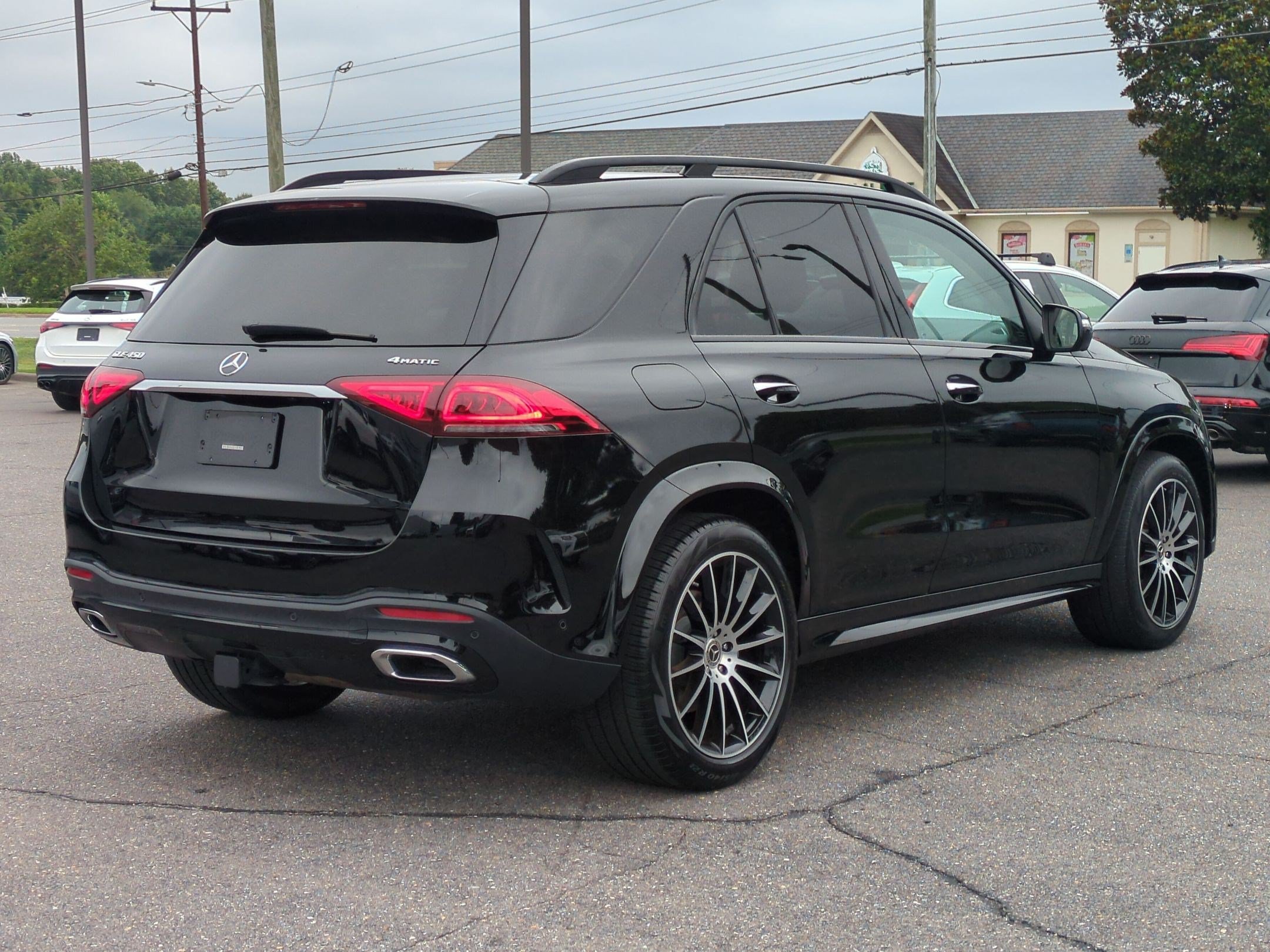 Used 2023 Mercedes-Benz GLE 450 4MATIC image 3