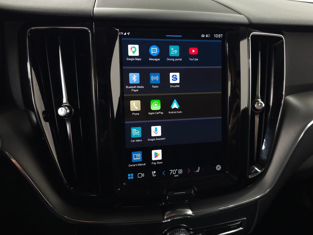 Certified 2025 Volvo XC60 B5 Core AWD/4WD image 26