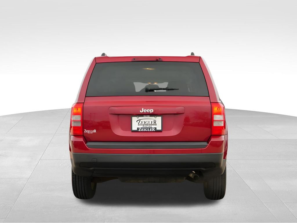 Used 2015 Jeep Patriot Sport w/ Power Value Group image 8