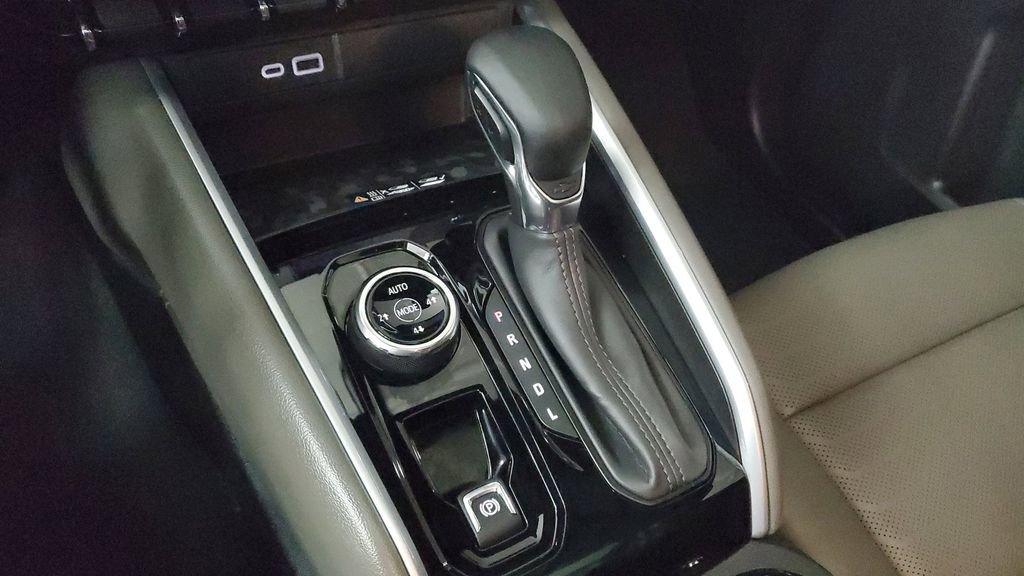 Used 2023 Chevrolet Colorado ZR2 w/ ZR2 Convenience Package III image 27