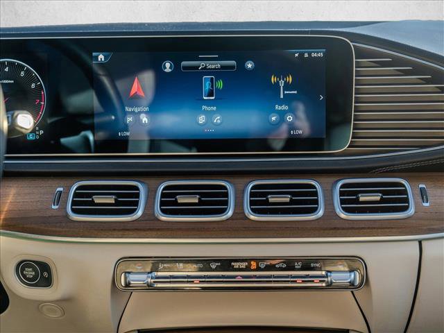 Used 2025 Mercedes-Benz GLS 450 4MATIC image 28