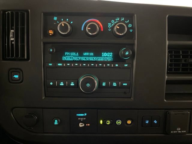 Used 2025 Chevrolet Express 3500 LT w/ LT Preferred Equipment Group RWD image 40