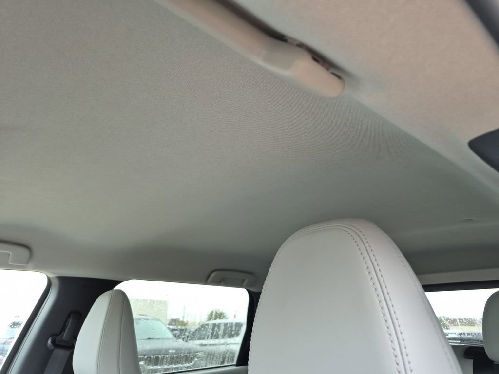 New 2026 Mitsubishi Outlander SE FWD image 34