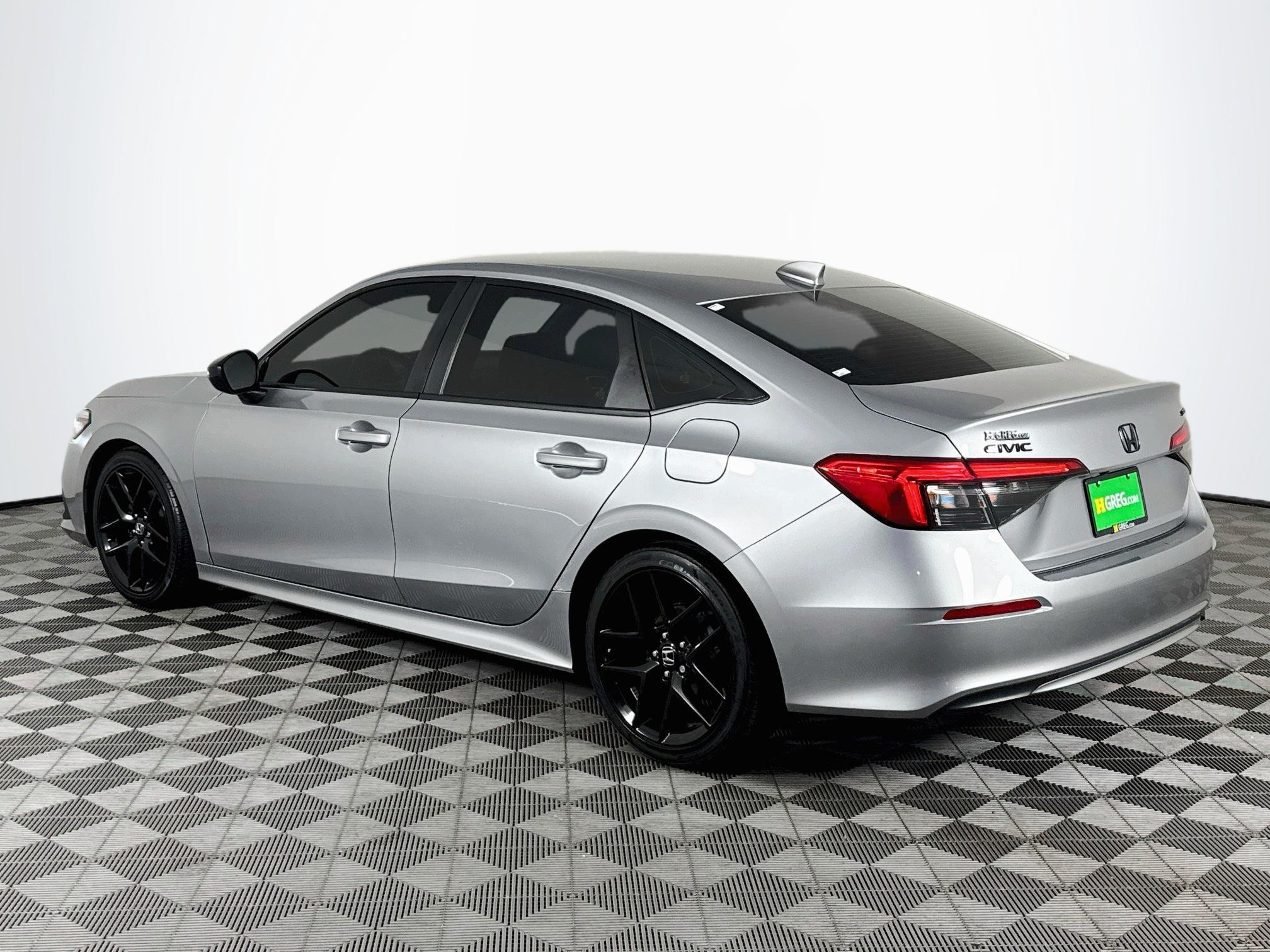 Used 2023 Honda Civic Sport image 6