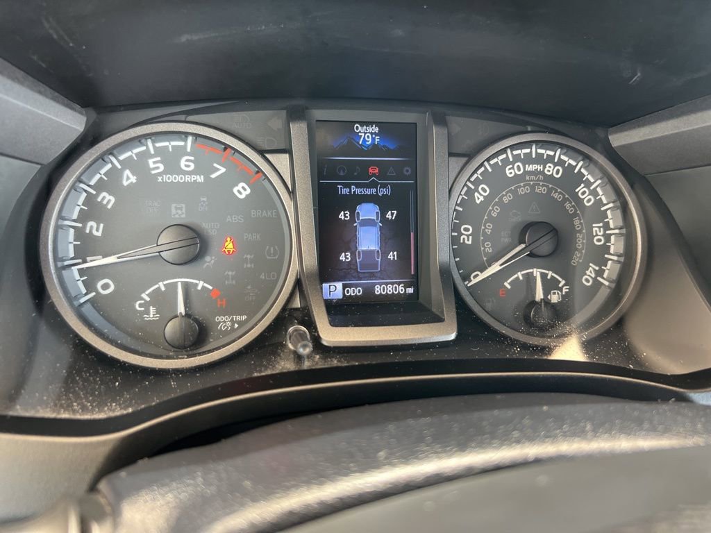 Used 2019 Toyota Tacoma TRD Sport w/ TRD Premium Sport Package image 17