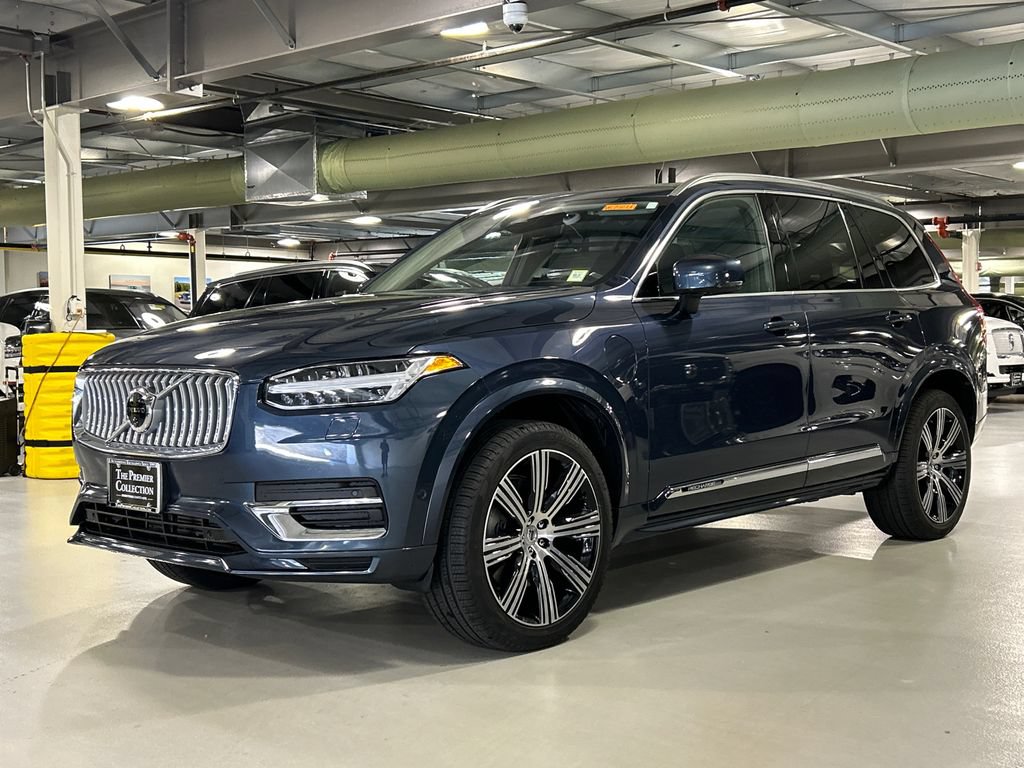 Certified 2024 Volvo XC90 T8 Ultimate w/ Protection Package Premier AWD/4WD image 5