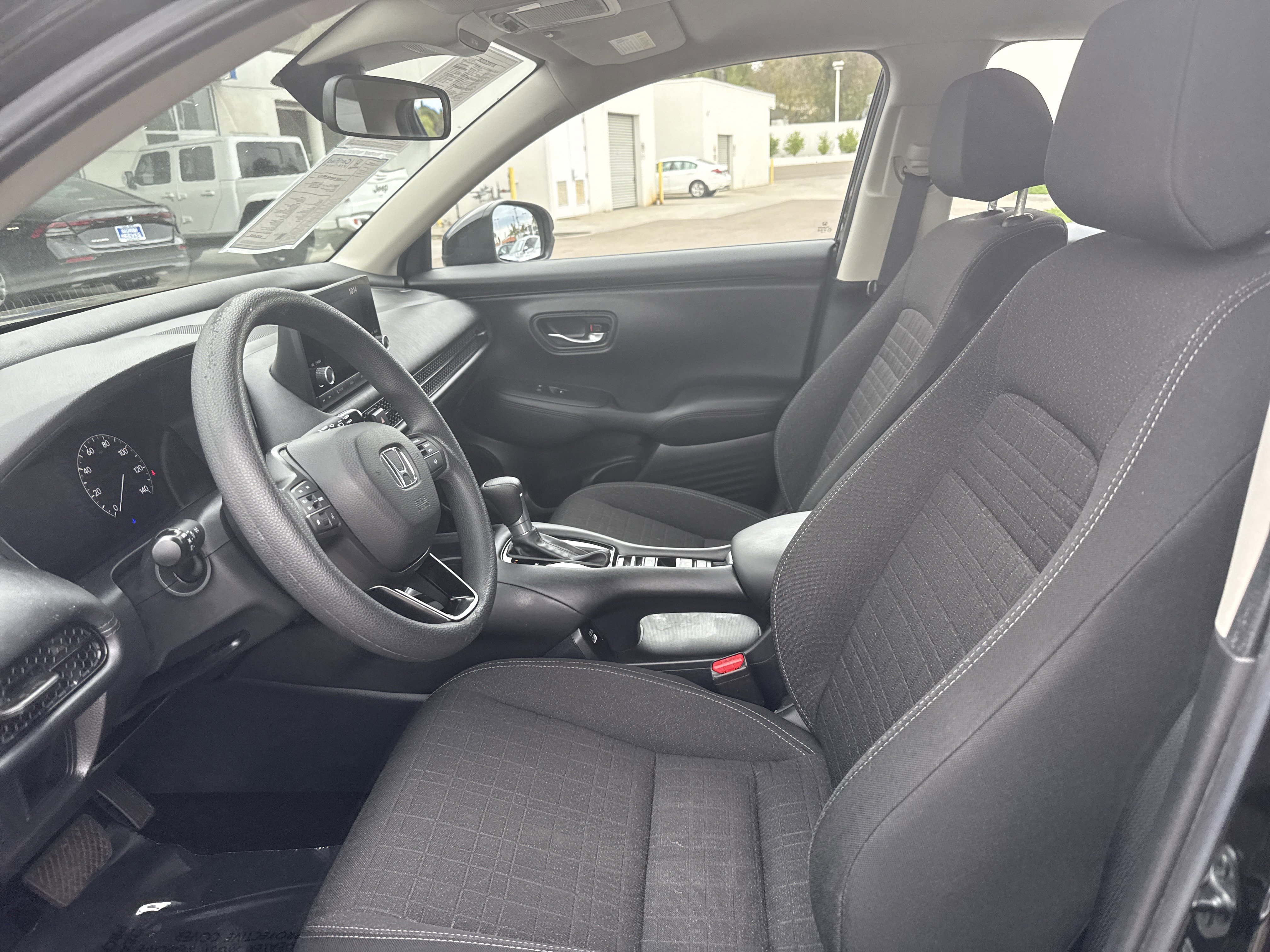 Certified 2023 Honda HR-V LX image 13