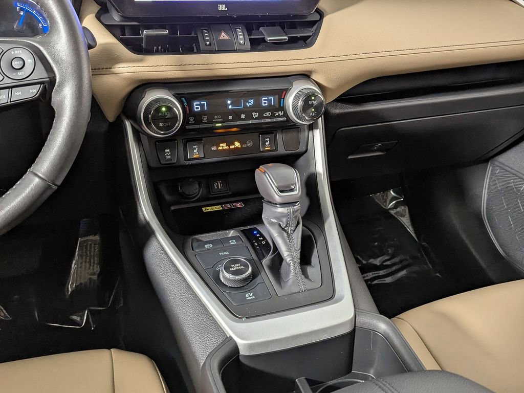 Used 2023 Toyota RAV4 XLE Premium image 37