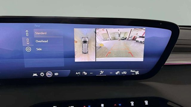 Used 2025 Buick Enclave Preferred image 37