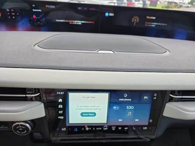 Used 2025 Lincoln Navigator Reserve AWD/4WD image 12