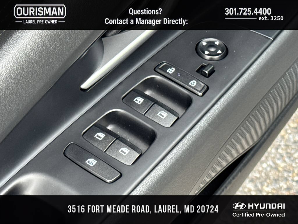 Certified 2026 Hyundai Elantra SE w/ Cargo Package FWD image 8