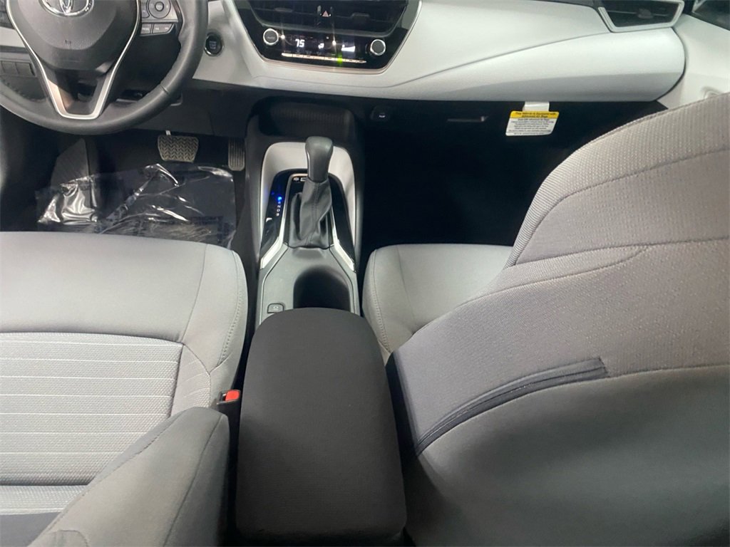 Used 2026 Toyota Corolla SE image 11