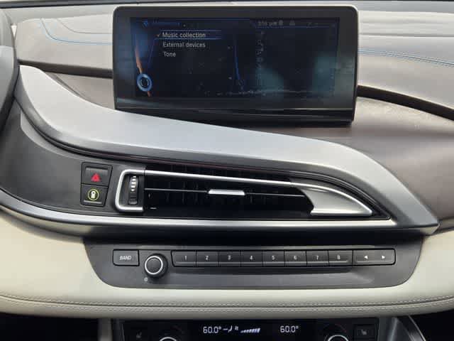 Used 2016 BMW i8 image 14